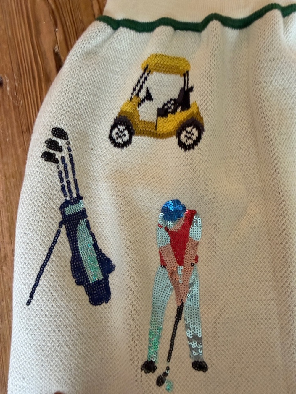 Knit Golf themed mini skirt - Picture 4 of 9